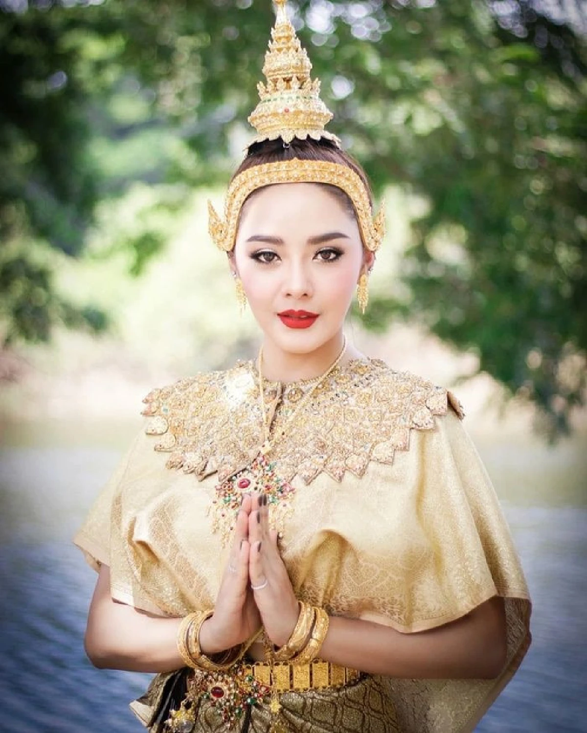 ปุยฝ้าย AF สวยสง่าแปลกตา! ในชุดไทยโบราณร่วมงานฉลองชัยสมเด็จพระเจ้าตากสิน