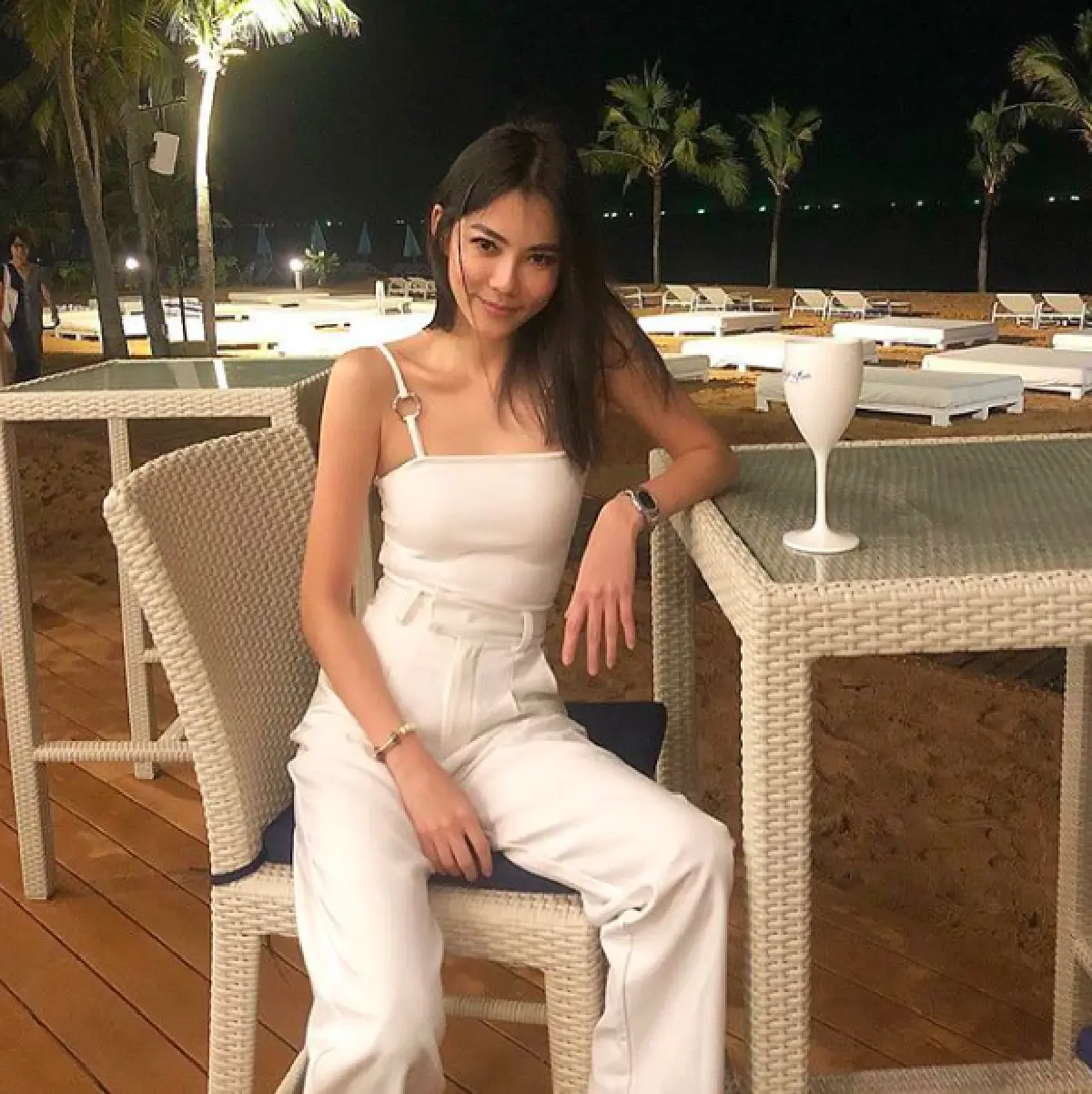 แซ่บพริกขี้หนู! "กิ๊บซี่ วนิดา” อวดหุ่นสุดเซ็กซี่ในชุดว่ายน้ำเที่ยวทะเลเกาะนาวโอพี