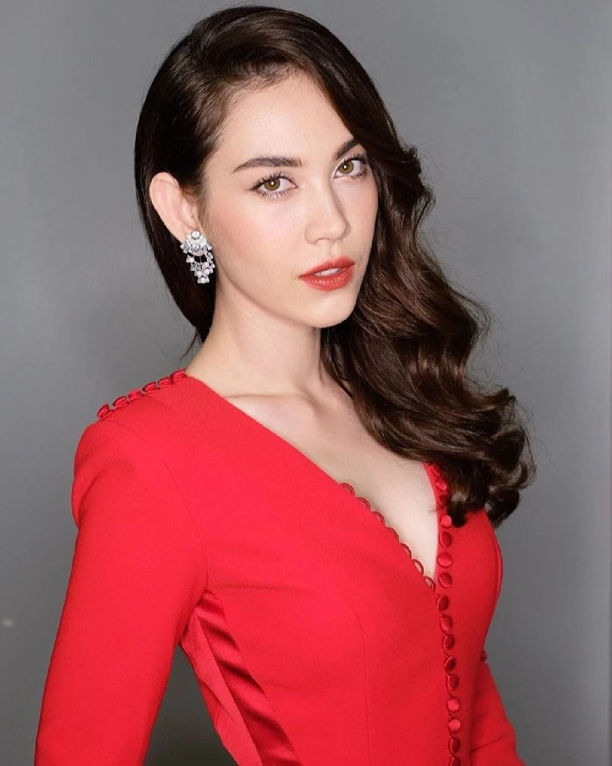 เปิดตัวแบบชัดๆ ชาวโซเชียลแชร์ภาพ “แมท-สงกรานต์” พากันไปกินข้าวที่ร้านอาหาร