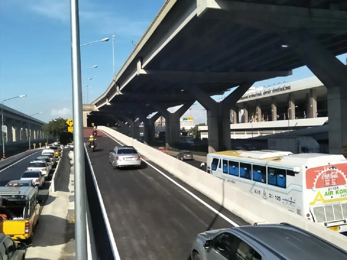 เปิดใช้สะพานเข้าอาคารผู้โดยสารสนามบินดอนเมืองลดปัญหาจราจรวิภาฯ