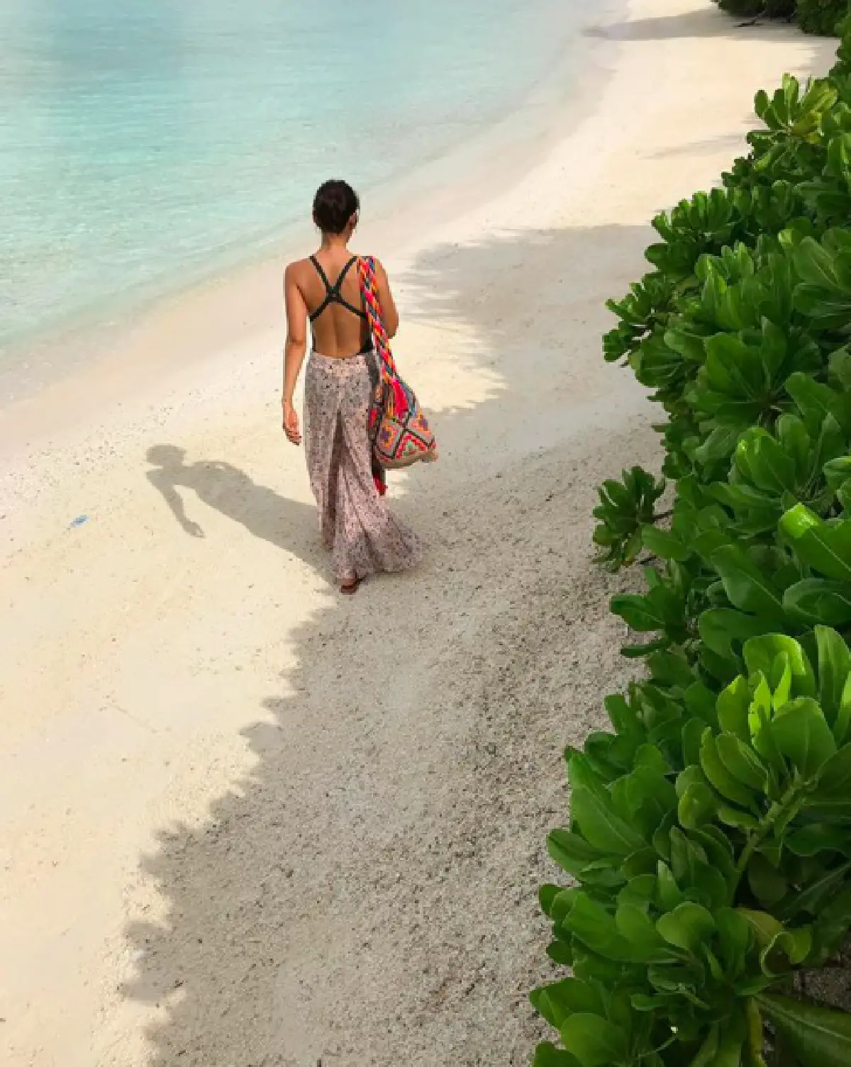 แซ่บทะเลเดือด! “พลอย เฌอมาลย์” ทวงบัลลังก์ความเซ็กซี่ เที่ยวทะเลมัลดีฟส์