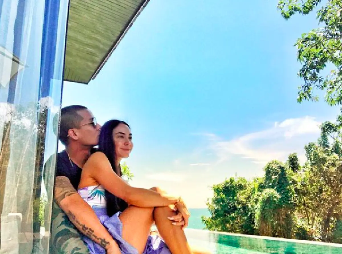 “แบงค์-โอซา แวง" เสิร์ฟความหวาน กับภาพคู่ภาพแรก ฝากรอยเบาๆ