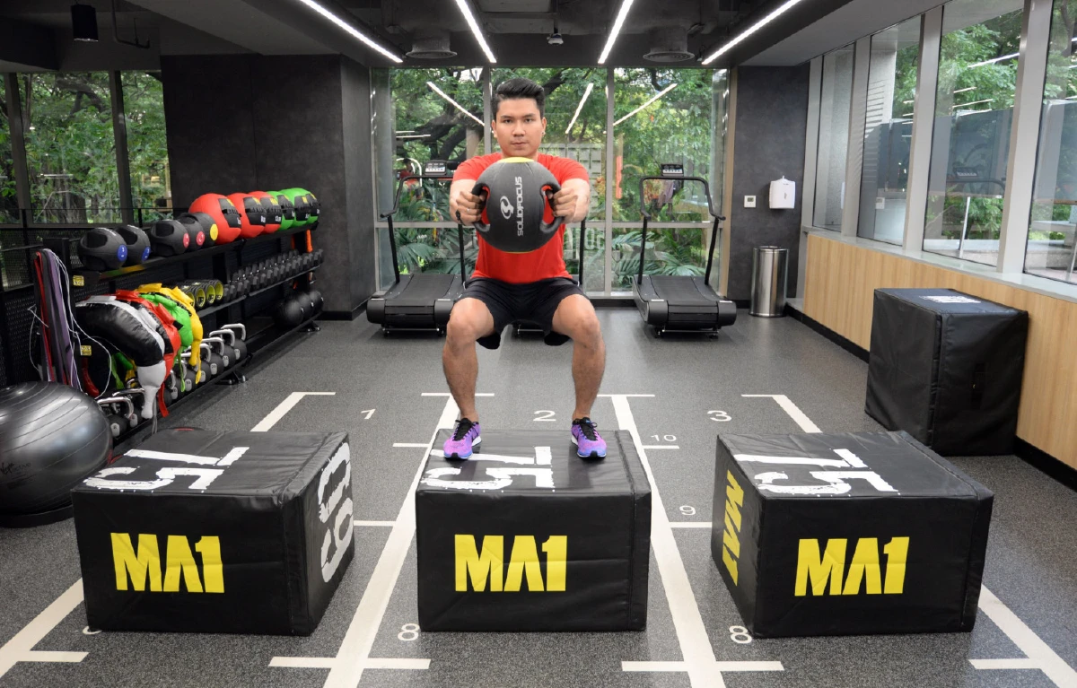 ฟิตร่างกาย (ให้พร้อม) ก่อนลงสนาม