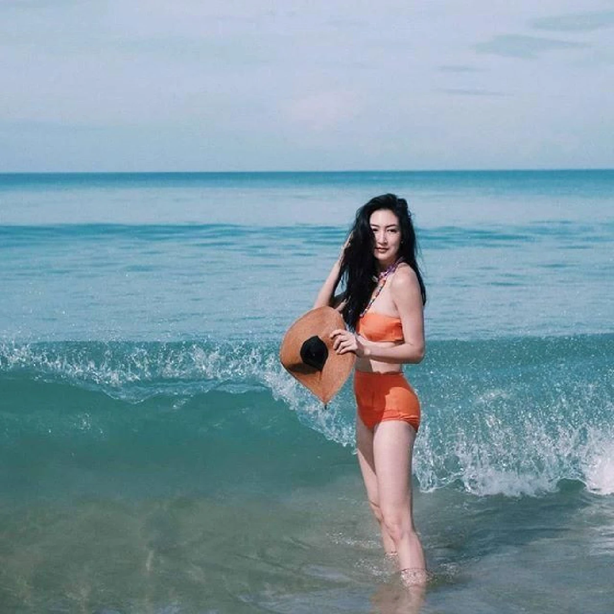 แพนเค้ก ขอโชว์แซ่บในชุดว่ายน้ำ! สวีททะเลภูเก็ตกับ สารวัตรหมี