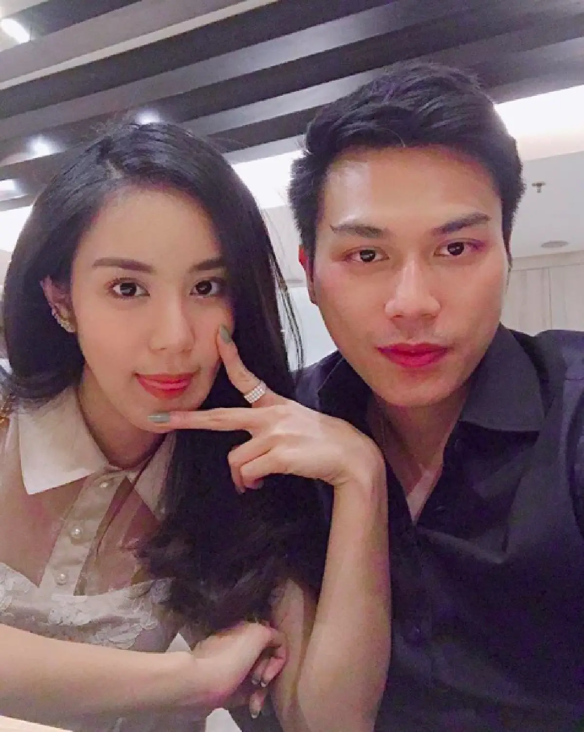 ”ขนมจีน” จัดงานปาร์ตี้สละโสด ร่วมสังสรรค์คืนสุดพิเศษกับเพื่อนๆ