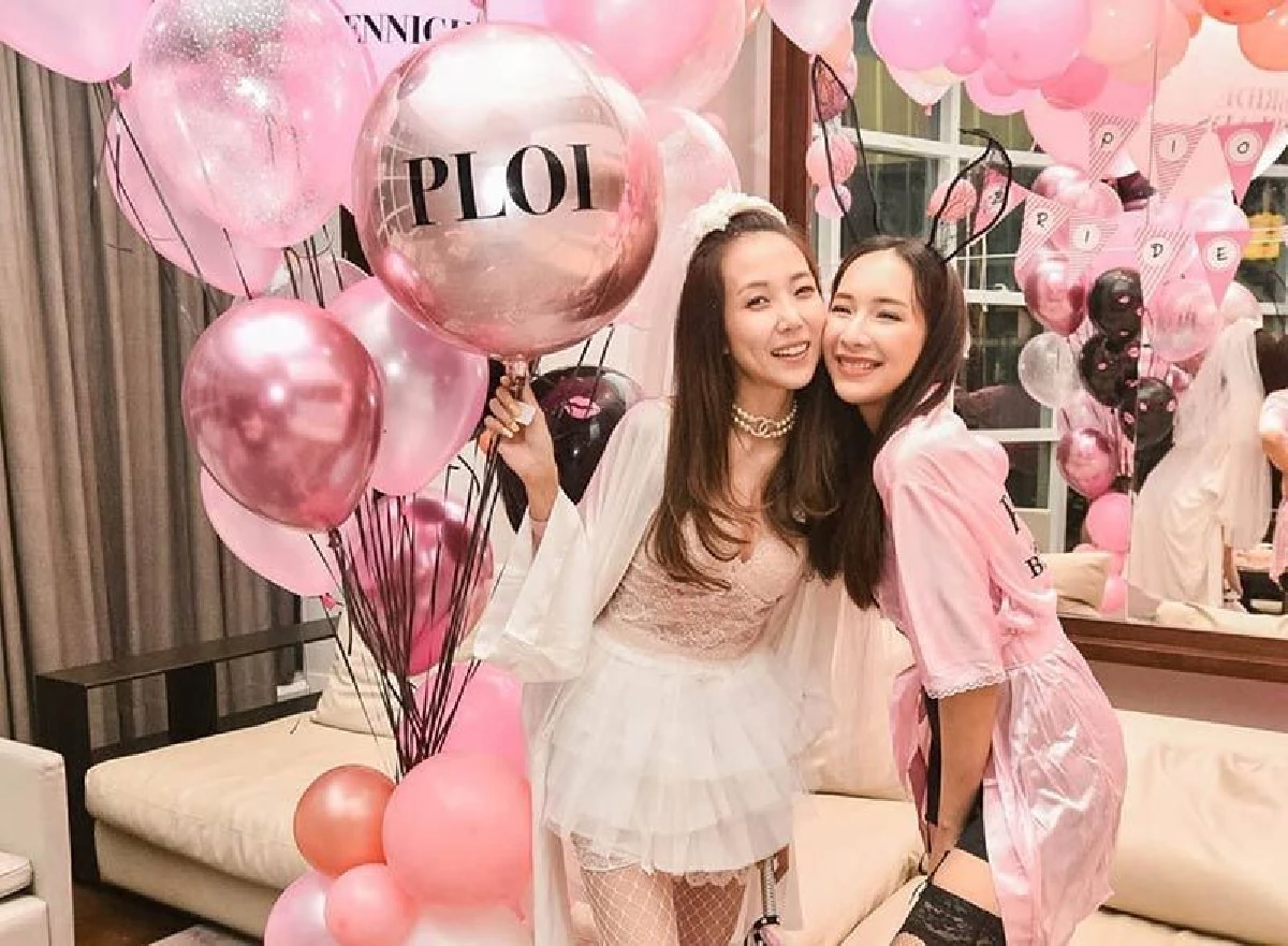 แซ่บก่อนวิวาห์! พลอย แฟนกันต์ จัดปาร์ตี้สละโสดสุดเซ็กซี่เรท 18+