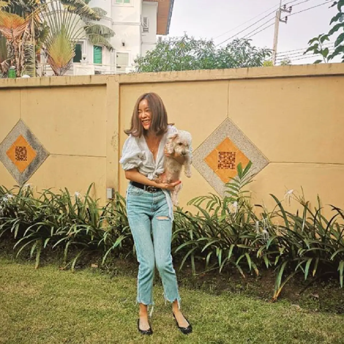 โสดและสวยมาก! “ไอซ์ ปรีชญา” เป๊ะทุกมุมมอง ทั้งหน้าตาและหุ่น