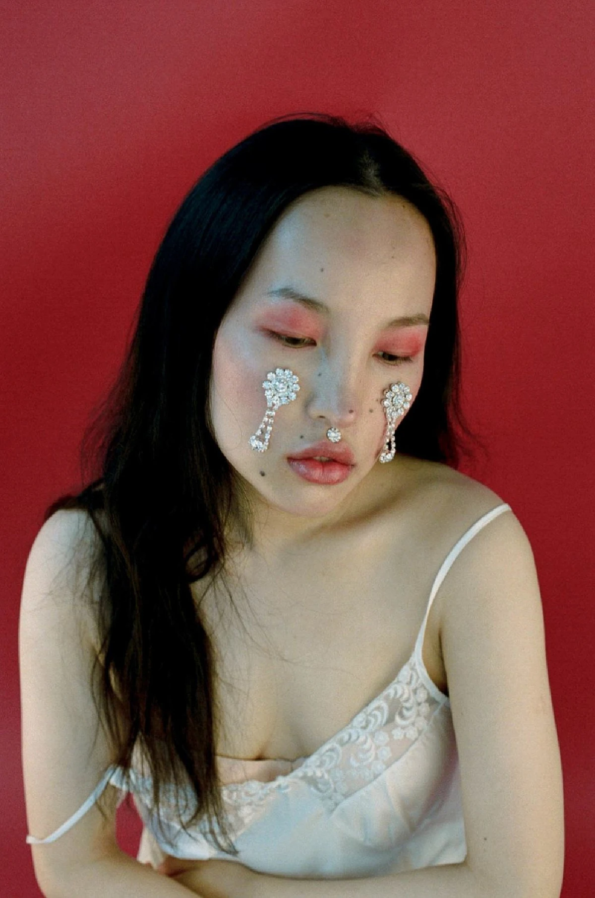 ส่องภาพ "Tsunaina Limbu” นางแแบบชาวทิเบต ที่มีใบหน้าเก๋ ไม่เหมือนใคร