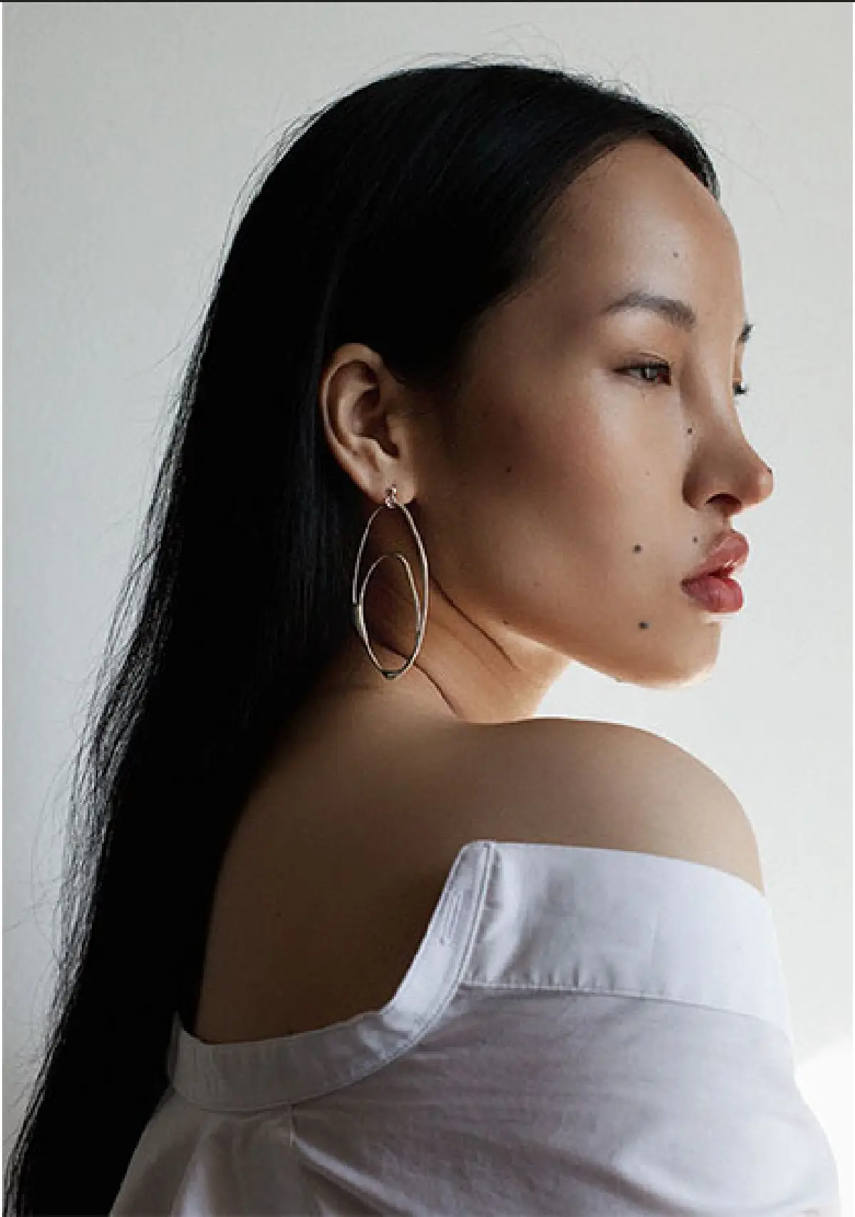 ส่องภาพ "Tsunaina Limbu” นางแแบบชาวทิเบต ที่มีใบหน้าเก๋ ไม่เหมือนใคร