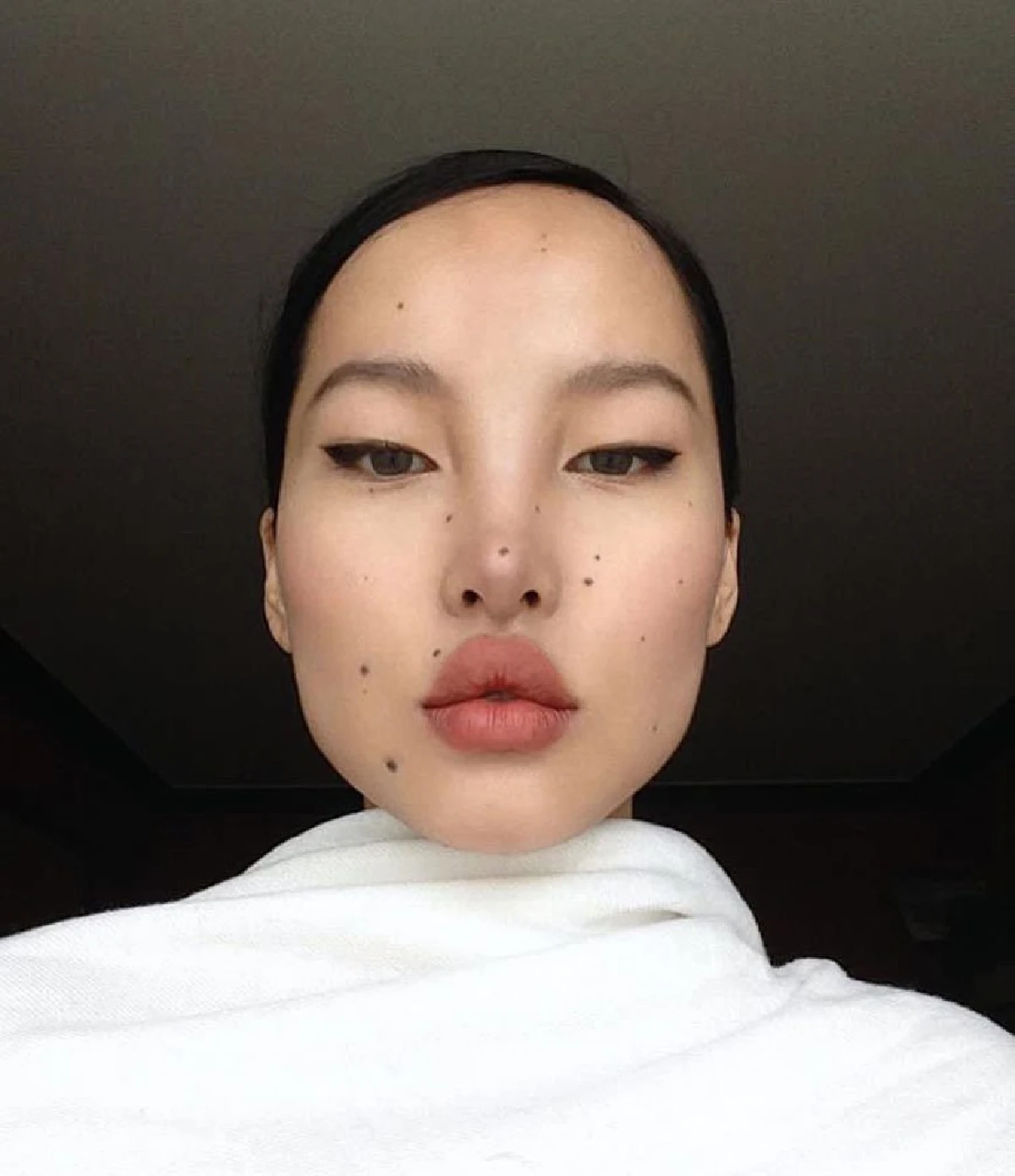 ส่องภาพ "Tsunaina Limbu” นางแแบบชาวทิเบต ที่มีใบหน้าเก๋ ไม่เหมือนใคร