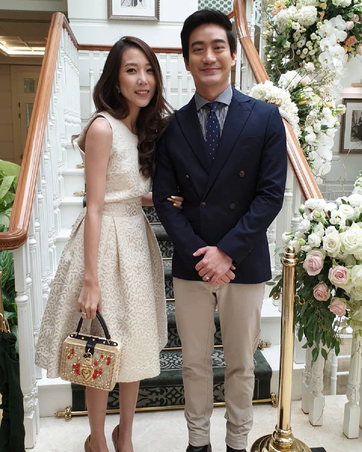 ขนมาทั้งวงการ! เหล่าคนบันเทิงสวยหล่อจัดเต็มร่วมยินดีกับ พุฒิ-จุ๋ย