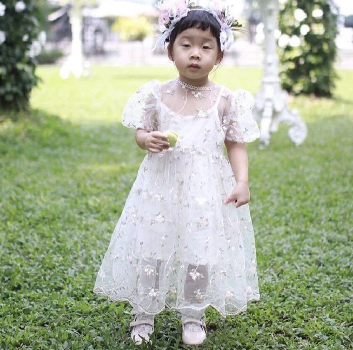 ไม่ไหวอย่าฝืน! น้องเป่าเปา ง่วงตาปรือ..ตื่นแต่เช้าไปงานแต่ง พุฒ-จุ๋ย