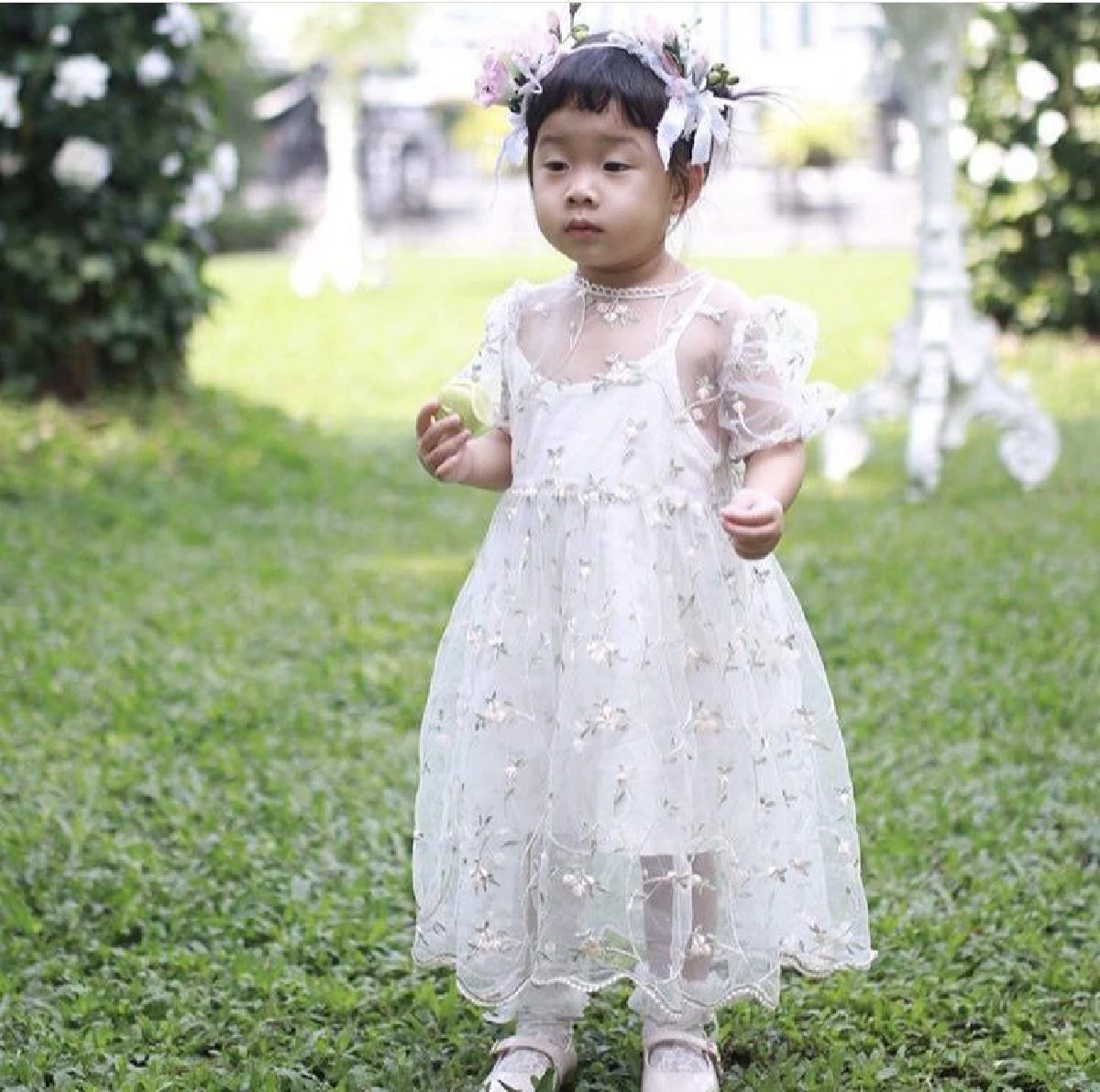 ไม่ไหวอย่าฝืน! น้องเป่าเปา ง่วงตาปรือ..ตื่นแต่เช้าไปงานแต่ง พุฒ-จุ๋ย