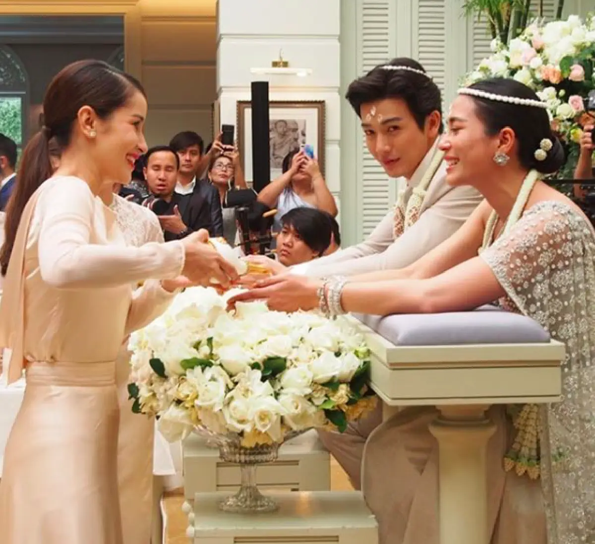 เก็บตกโมเมนต์น่ารัก “แอน ทองประสม” ขวัญใจเด็ก หยอกล้อกับ “น้องปีใหม่” อย่างสนุกนาน