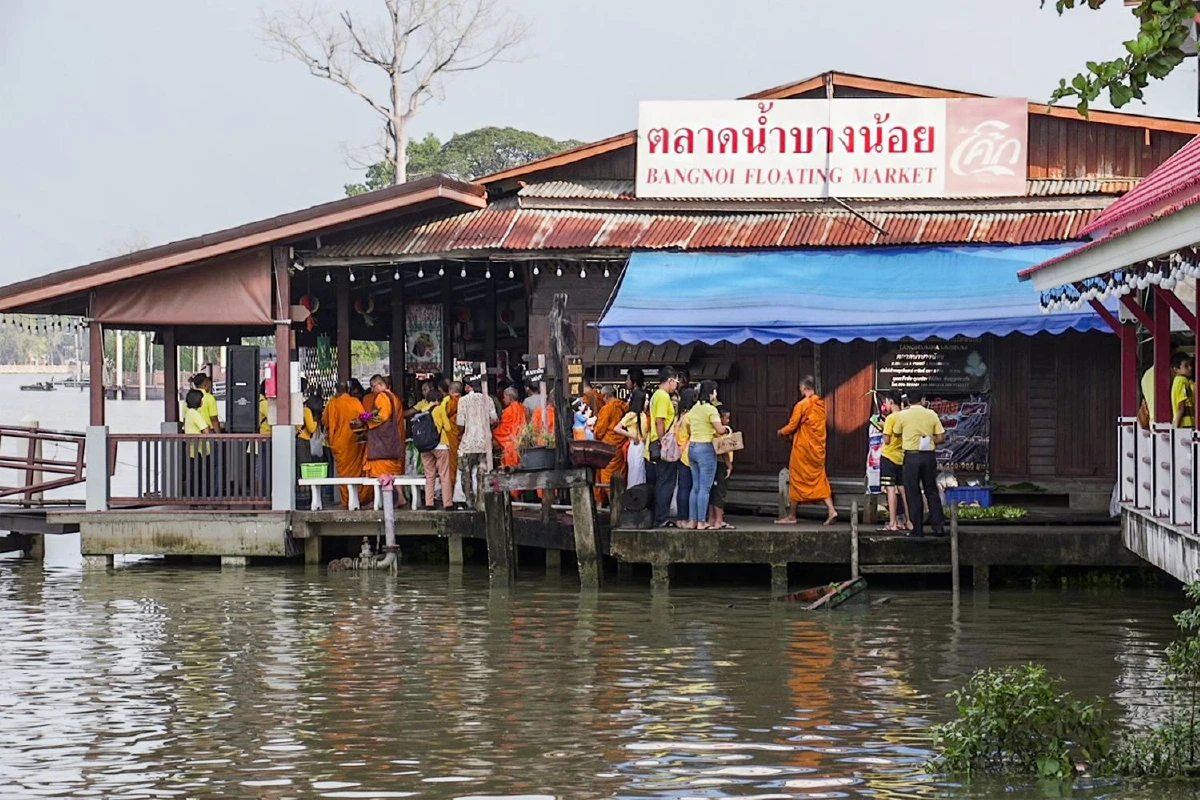 เที่ยวคลอง ล่องคู ดูธรรมชาติ ที่สมุทรสงคราม