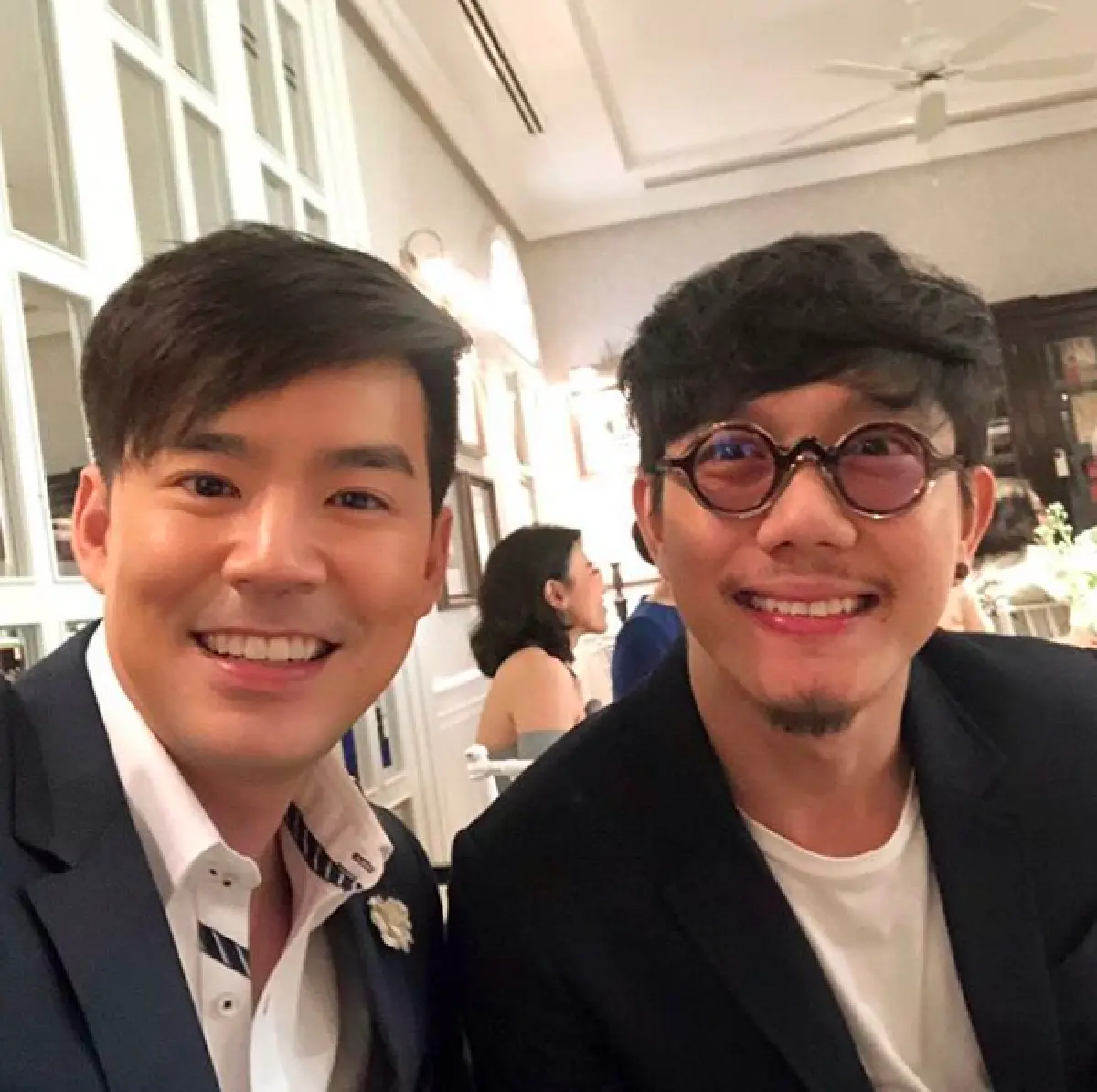 โมเมนต์ฮาๆ ของ "บีม กวี" ผู้คลั่งไคล้ดารา แฟนๆ แซวนึกว่าแฟนคลับหลุดเข้ามา