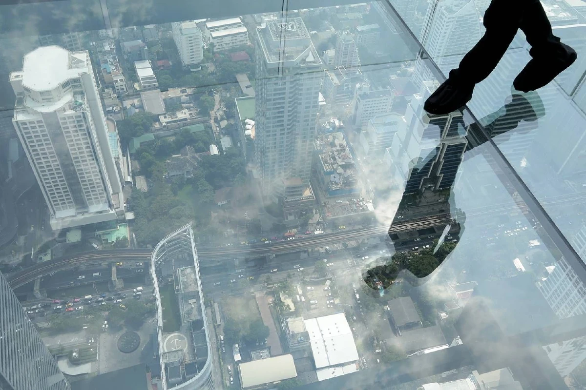 ต้องลอง! "มหานคร สกายวอล์ค" จุดชมวิว360กลางกรุงและพื้นกระจกลอยฟ้าสูงสุดในประเทศไทย