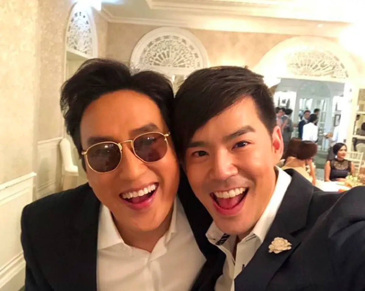 โมเมนต์ฮาๆ ของ "บีม กวี" ผู้คลั่งไคล้ดารา แฟนๆ แซวนึกว่าแฟนคลับหลุดเข้ามา