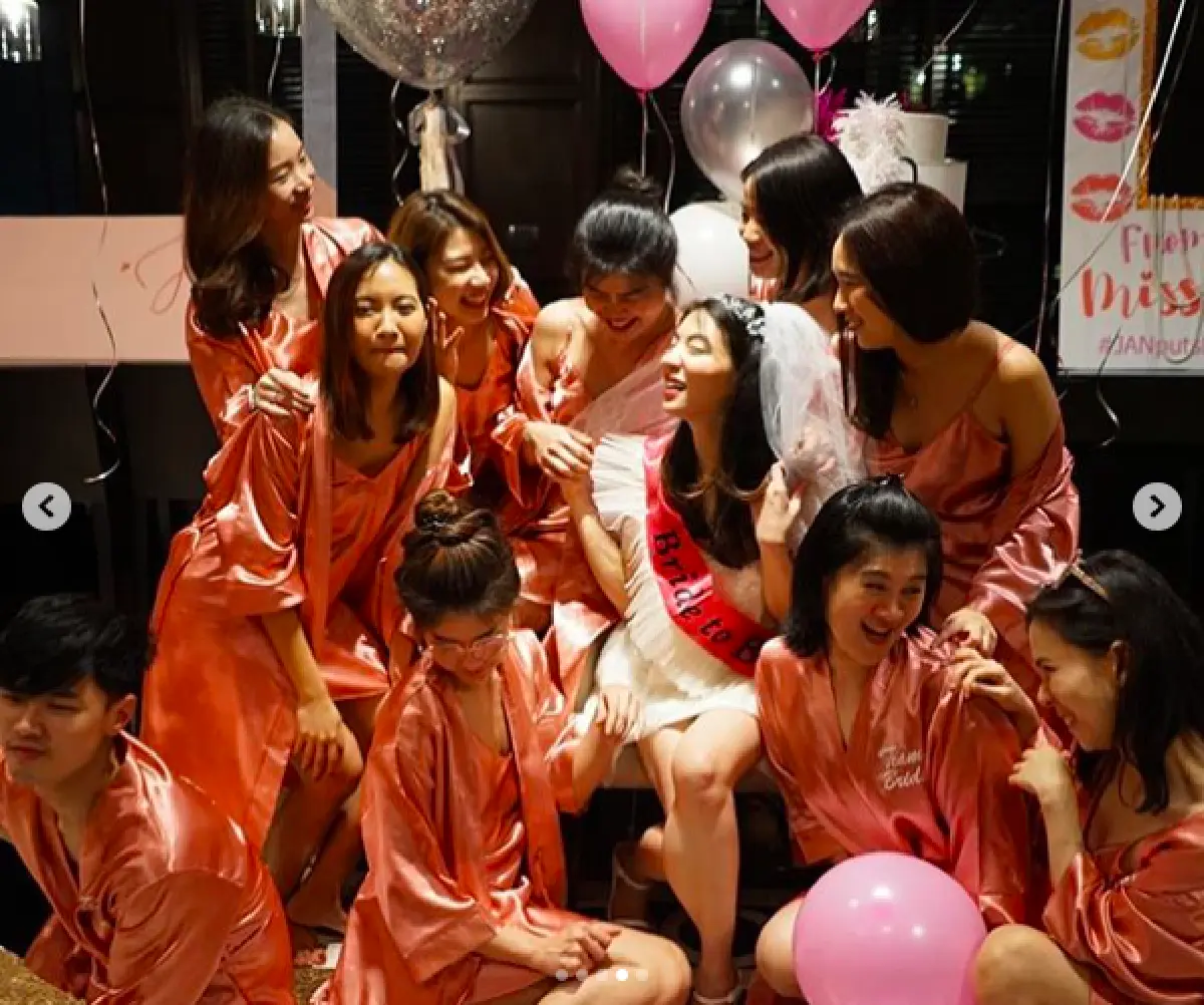 ส่องภาพปาร์ตี้สละโสด “แจนิส” น้องสาวสุดหวงของ “เจนี่ เทียนโพธิ์สุวรรณ”