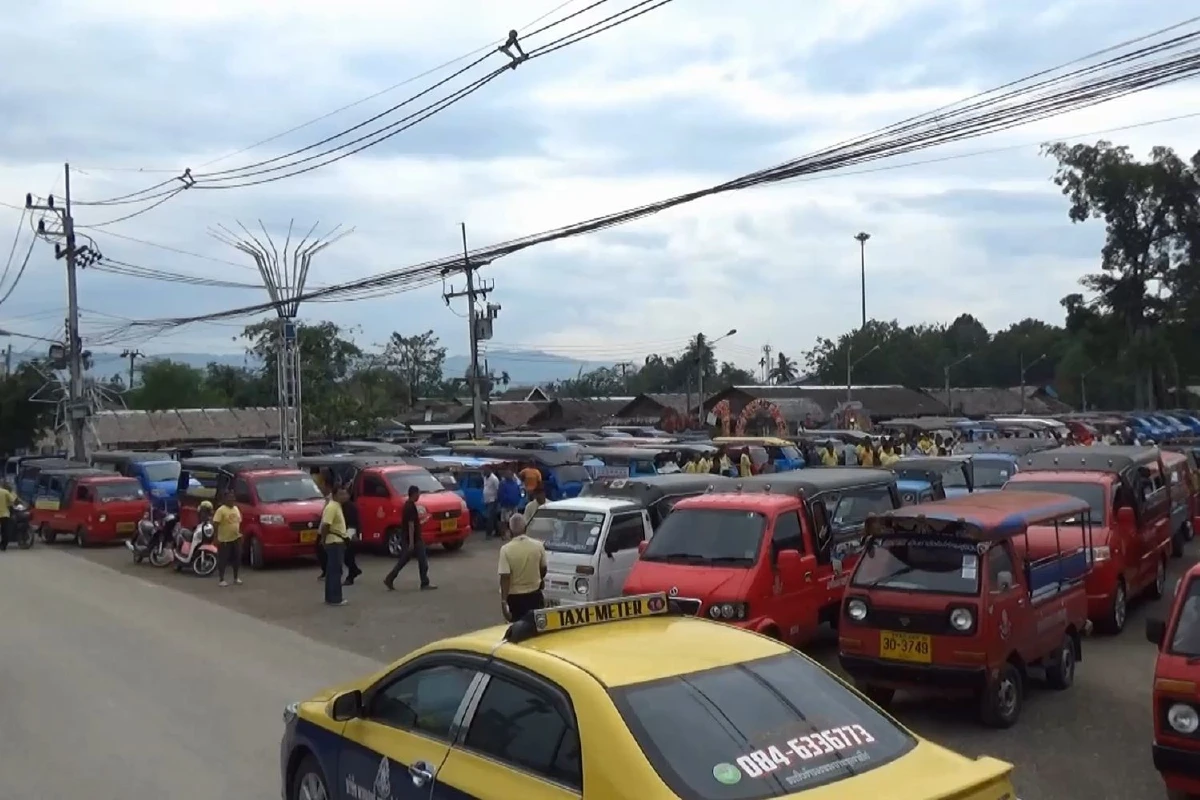 ตุ๊กตุ๊กหาดใหญ่ร้องผู้ว่าฯสงขลาจัดระเบียบรถแกร็บคาร์