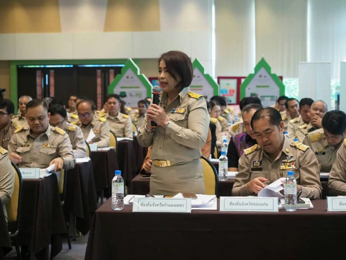 สถ.ร่งรัดอปท.ทั่วประเทศช่วยชาวสวนยางพารา
