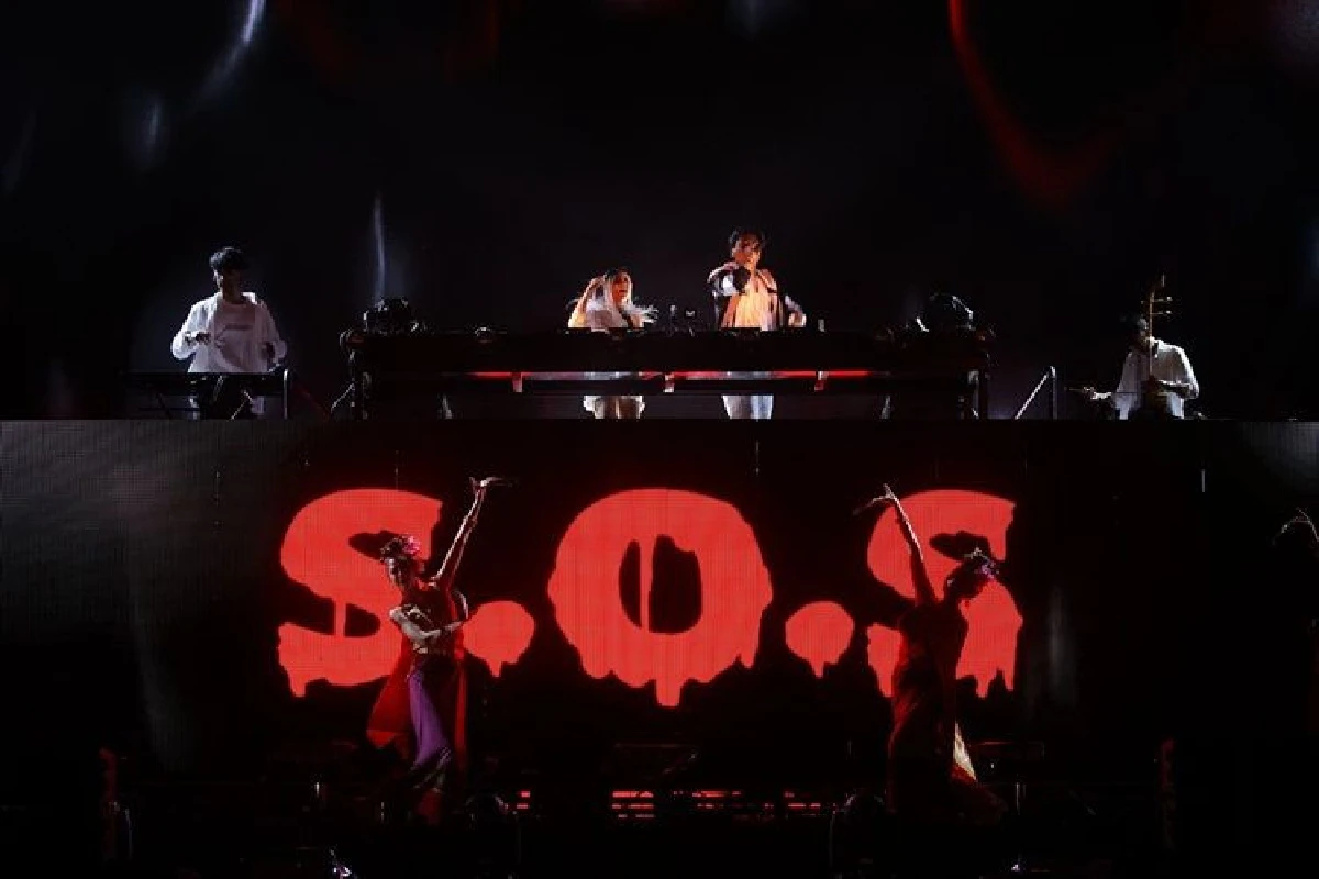 "สเมอร์นอฟ" ตอกย้ำความระทึกขวัญพร้อมความมันส์แบบไปให้สุด กับปาร์ตี้ฮัลโลวีนครั้งใหญ่ของเมืองไทย "Smirnoff Midnight 100 Presents OMG – OH MY GHOST"