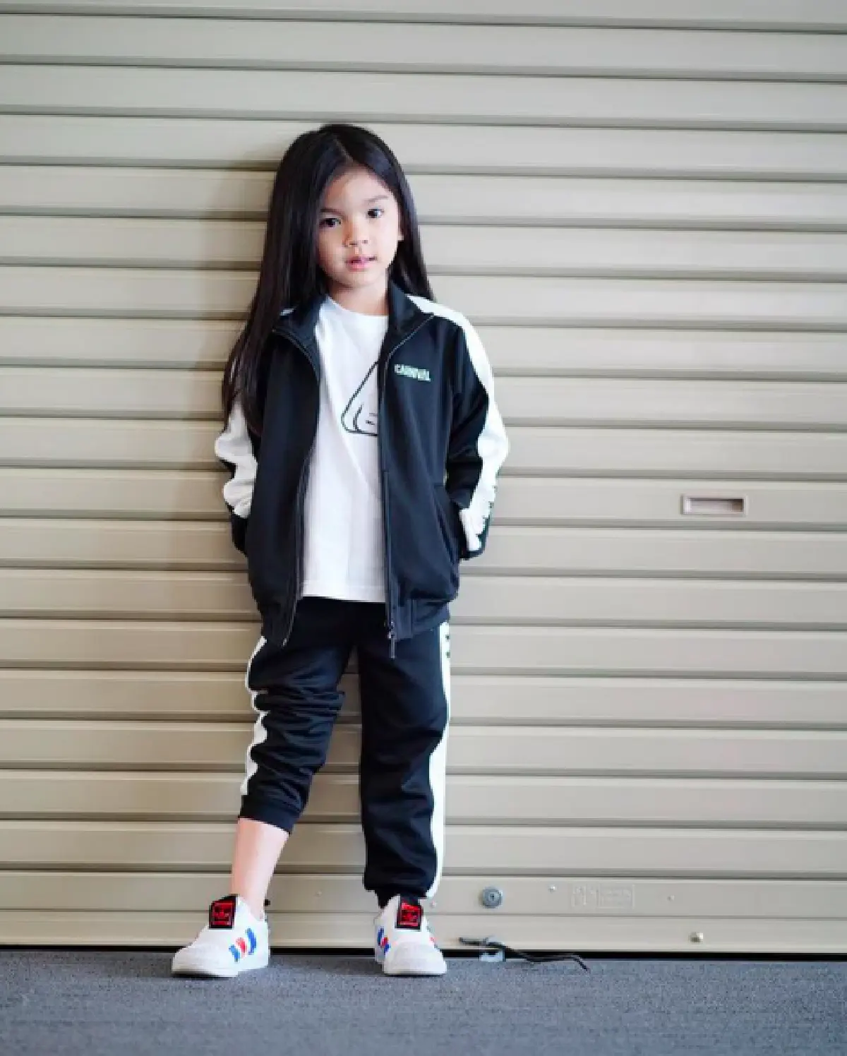 “น้องมะลิ” มาในลุคนางแบบตัวน้อย! เดินแบบครั้งแรกก็ฉายแววแล้ว