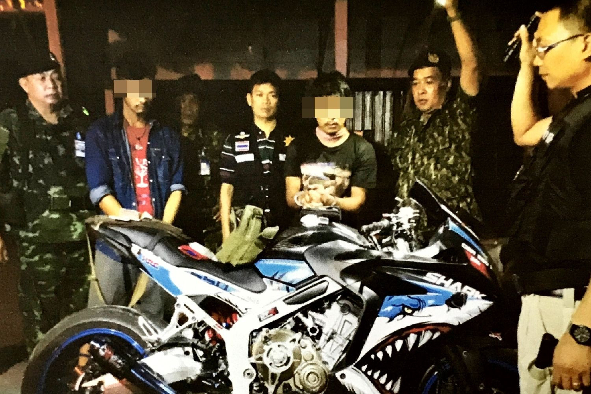 จับ2หนุ่มชะอำซิ่งบิ๊กไบค์ขายยาบ้าค้ายาไอซ์หัวหิน จับ2หนุ่มชะอำซิ่งบิ๊กไบค์ขายยาบ้าค้ายาไอซ์หัวหิน