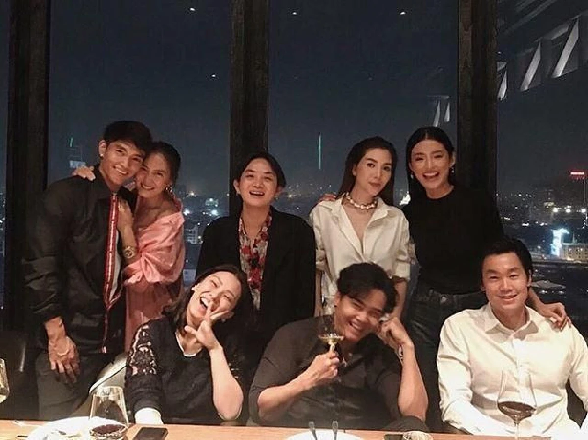 “เจนี่-วุ้นเส้น” ควงหวานใจ พร้อมเพื่อนซี้พากันมาเป็นคู่สวีทหวาน