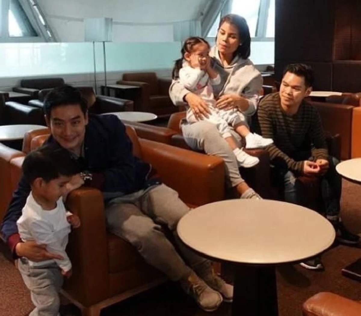 “โอเปก” น้องชาย “โอปอล์ ปาณิสรา” ขอแฟนสาวแต่งงานสุดน่ารักที่ Tokyo DisneySea