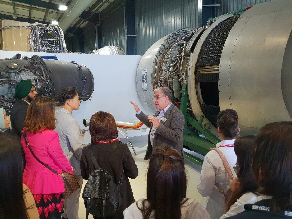 เลือกเรียนต่อปริญญาโท ใน 8 สาขาวิชา กับ คณะบริหารธุรกิจ มทร.ธัญบุรี ที่นี่ของจริง!