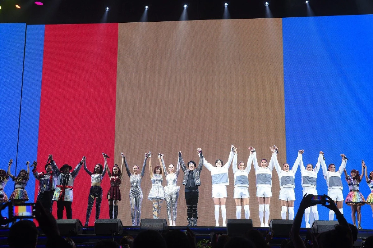 จัดเต็มสนุกมันส์ครบรส "แบบเบิร์ดเบิร์ดโชว์"