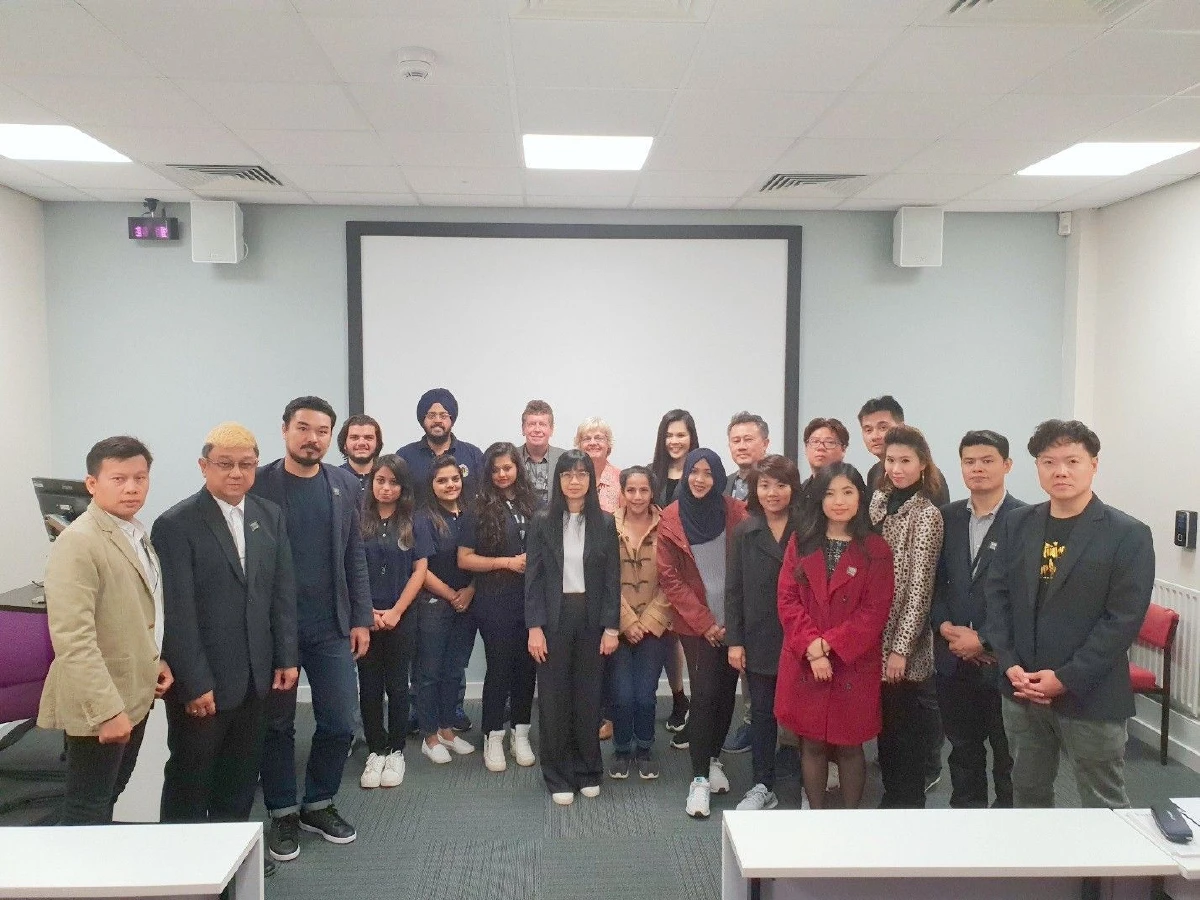 เลือกเรียนต่อปริญญาโท ใน 8 สาขาวิชา กับ คณะบริหารธุรกิจ มทร.ธัญบุรี ที่นี่ของจริง!