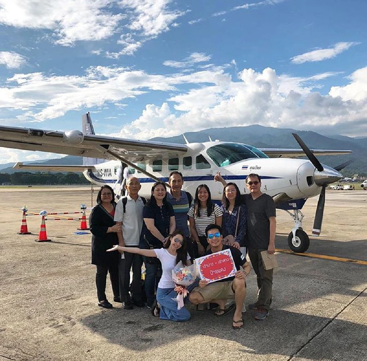 พอล-ฟอว์น จัดทริปซ้อมฮันนีมูน เหมาเครื่องบินเที่ยวปาย