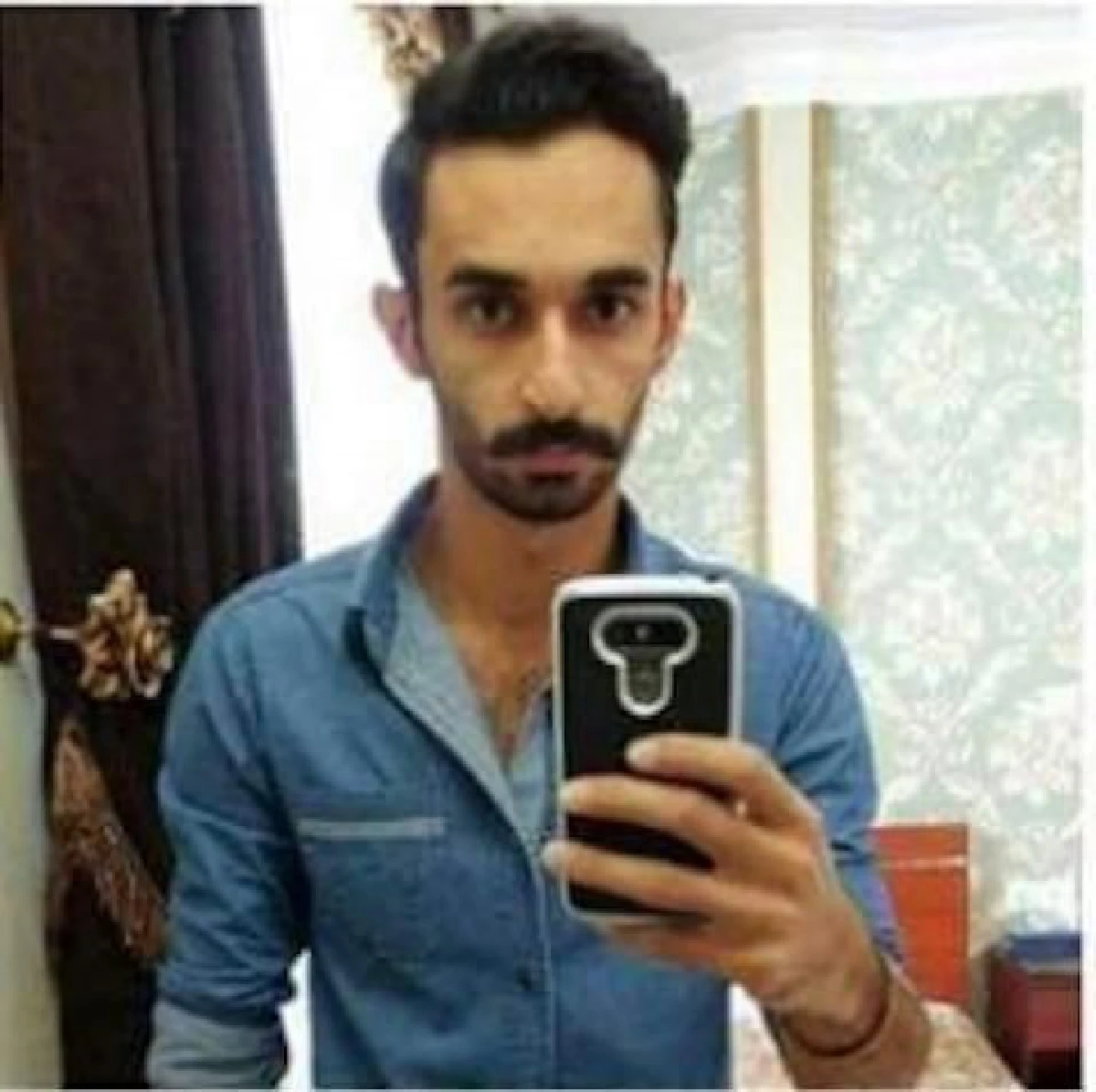 ผู้ลี้ภัยวัย 30 ปลอมตัวเป็นเด็กอายุ 18 หวังหนีการจับกุม