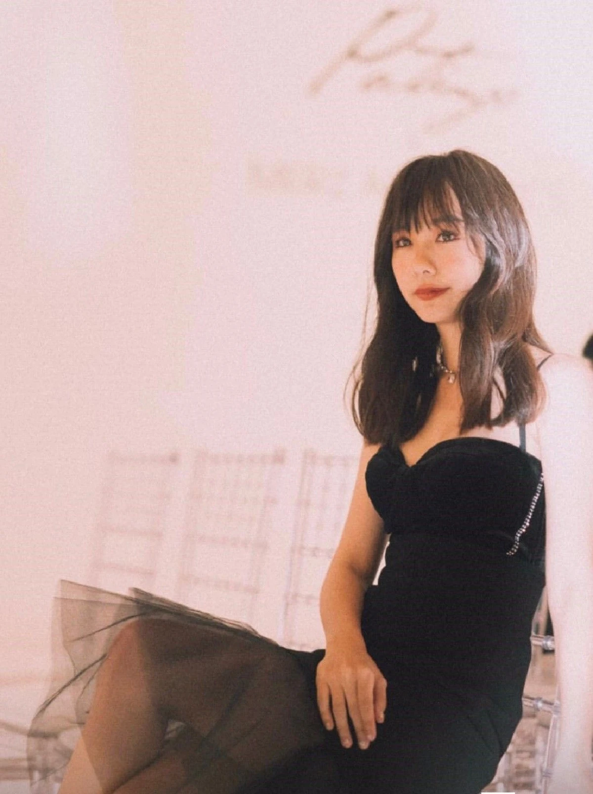 นับวันยิ่งสวย! เต้ย จรินทร์พร อวดลุคเซ็กซี่นานๆที ทำเอาหนุ่มๆตาค้าง