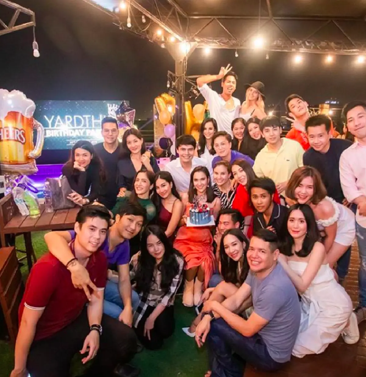 เป็นวันเกิดที่แฮปปี้ที่สุด! ส่องภาพปาร์ตี้วันเกิด “หยาด” เพื่อนสนิทร่วมงานเพียบ