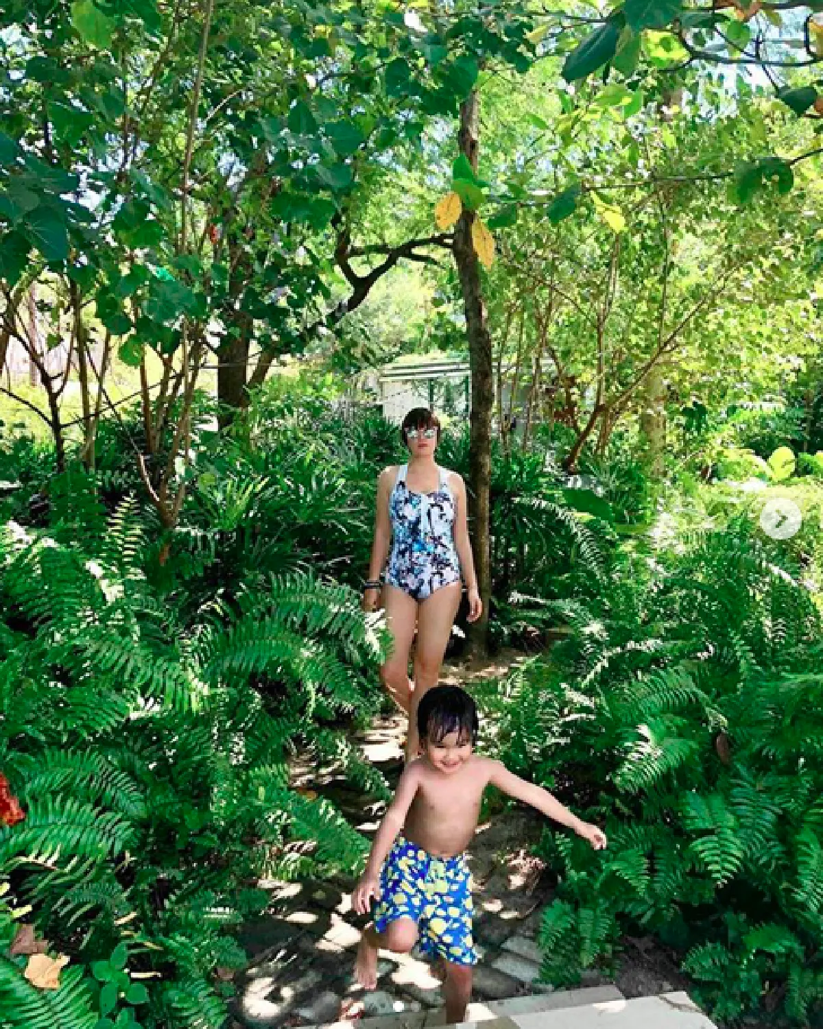 แม่กลับมาแล้ว "ทาทา ยัง" จัดทริปครอบครัวเที่ยวทะเล พร้อมอวดหุ่นที่กลับมาเป๊ะ