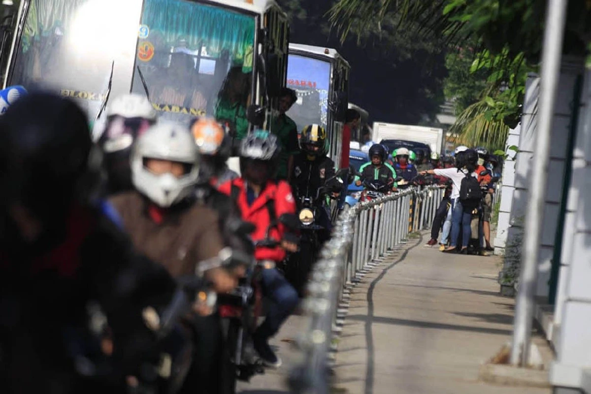 ย้อนรอยข่าว : สตรีผู้ลุกขึ้นทวงคืนทางเท้าให้ชาวจาการ์ตา