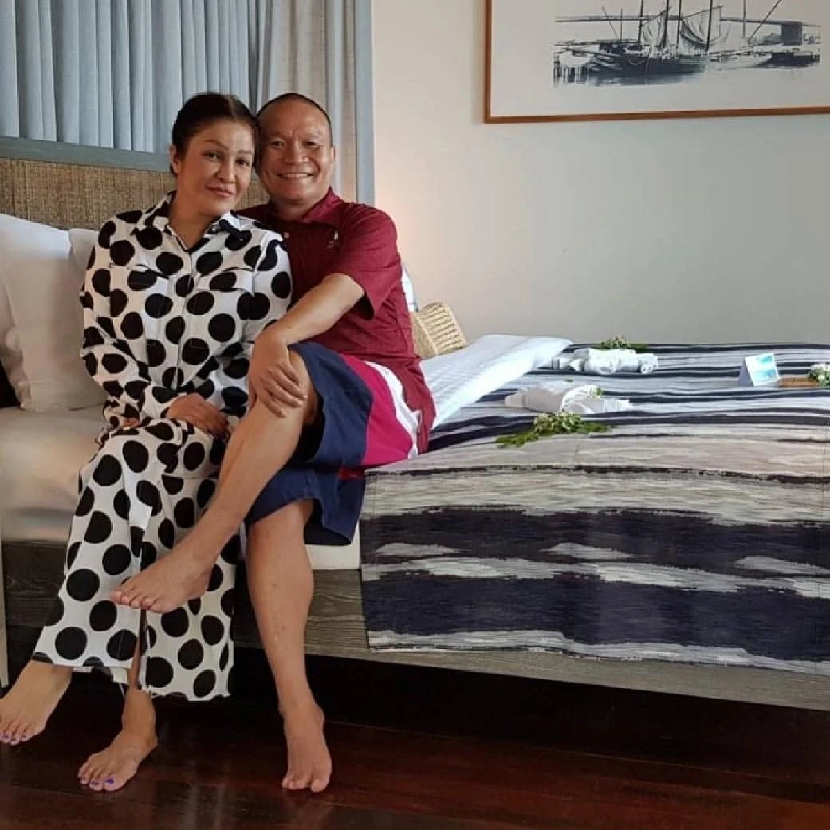 รักเราไม่เก่าเลย! หม่ำ จ๊กมก ควงภรรยาเติมความหวานที่เกาะสมุย