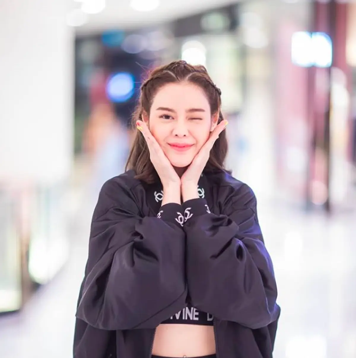 "ไอซ์ ปรีชญา” เคลียร์ทุกประเด็นร้อน! แฟน “คุกกี้” ไดเรกมาจีบ พร้อมคืนเสื้อ “กรรณ" แต่ติดต่อไม่ได้