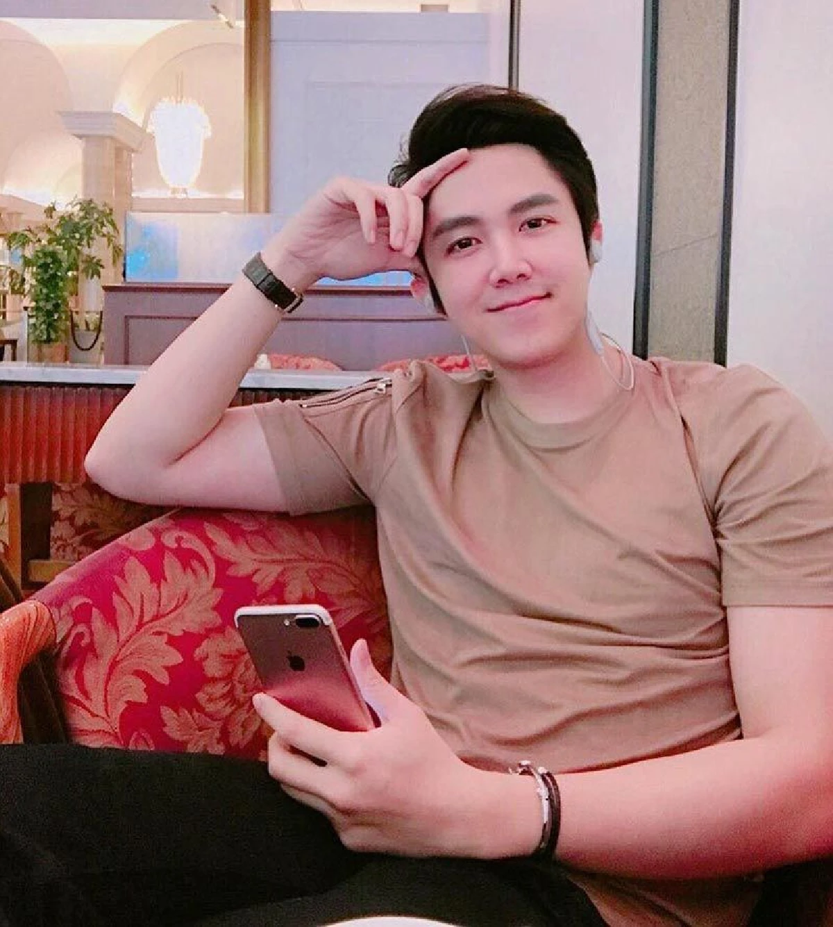 ไฟท์ ชิตพล หนุ่มคนนี้ที่ทำให้ ไอซ์ ปรีชญา ถูกต่อว่าแย่งแฟนชาวบ้าน