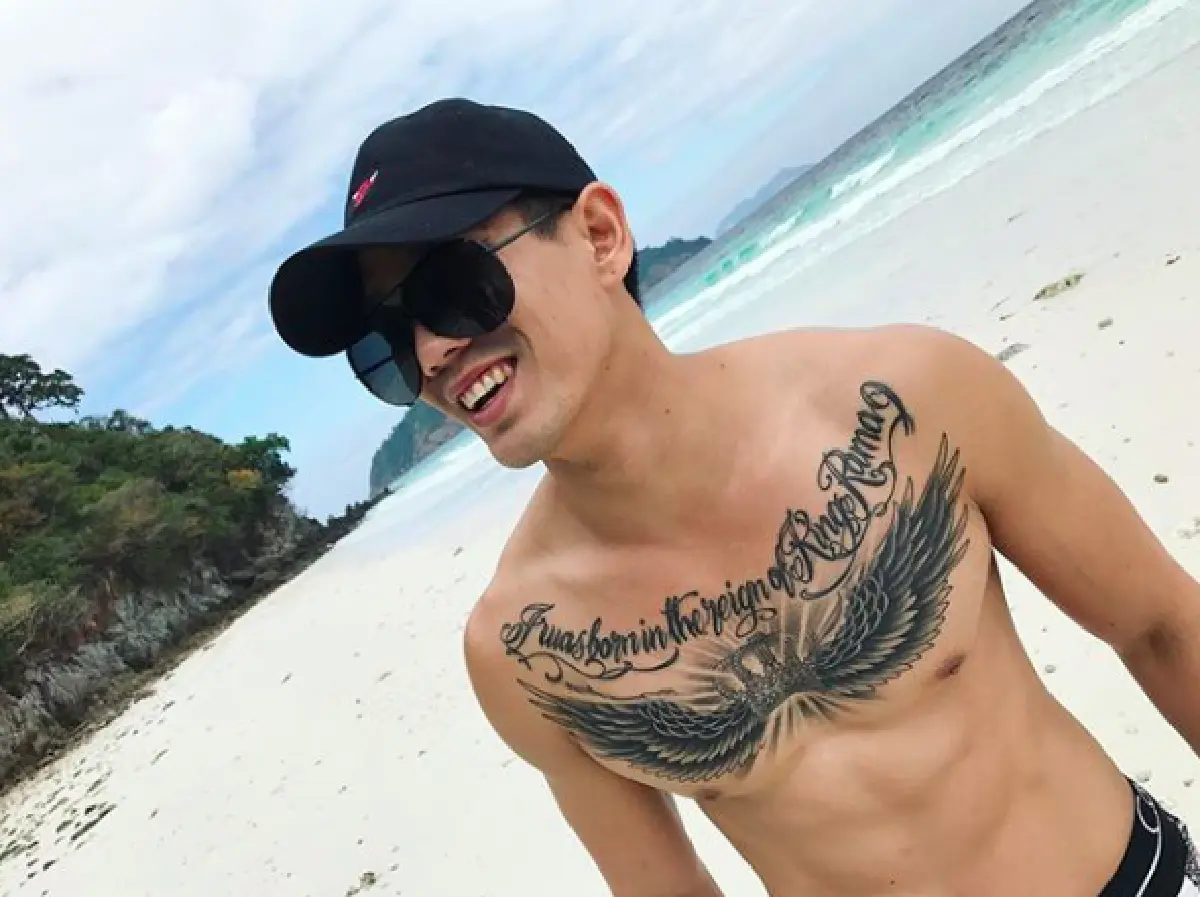 “อาร์ เดอะสตาร์” เปิดตัวหวานใจสาวเน็ตไอดอล "เอื้อย พรสวรรค์” ในวันเกิดตัวเอง