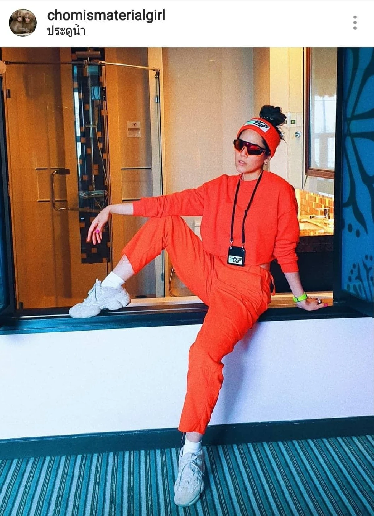 ส่องแฟชั่นสีเจ็บ...ที่เห็นโดดเด่นมาแต่ไกลของเหล่าแฟชั่นนิสต้าวงการบันเทิงไทย