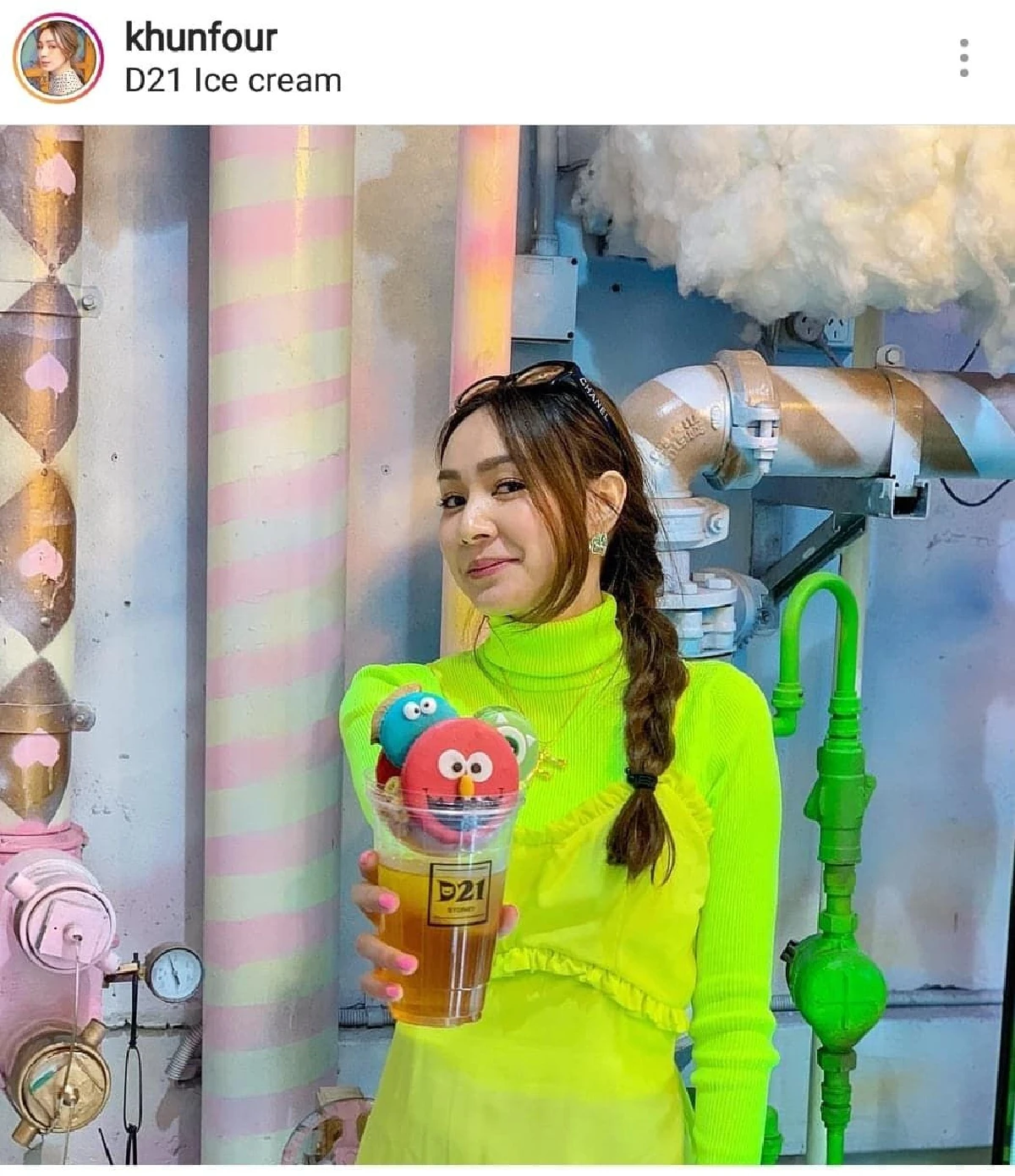 ส่องแฟชั่นสีเจ็บ...ที่เห็นโดดเด่นมาแต่ไกลของเหล่าแฟชั่นนิสต้าวงการบันเทิงไทย