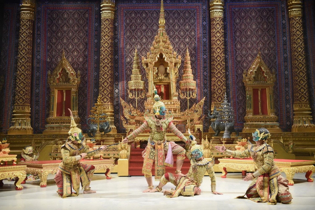 ยูเนสโกประกาศรับรอง "โขนไทย" เป็นมรดกโลกที่จับต้องไม่ได้แล้ว ยูเนสโกประกาศรับรอง "โขนไทย" เป็นมรดกโลกที่จับต้องไม่ได้แล้ว