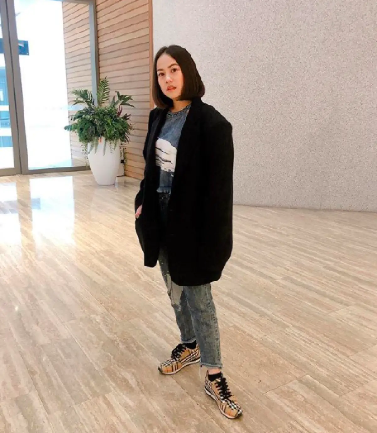 “แนน” น้องสาว “หนิง ปณิตา” เมนต์แซ่บเหน็บ “กรรณ” ตั้งนานไม่โพสต์ทวงเสื้อ “ไอซ์”