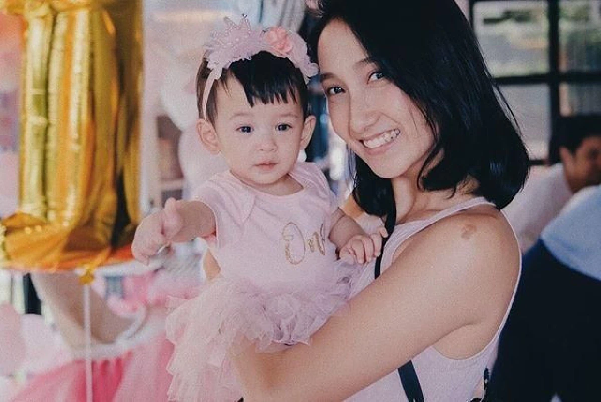 ส่องภาพปาร์ตี้วันเกิด 1 ขวบ น้องมียา ฉลองสุดอบอุ่นในธีมสีชมพู