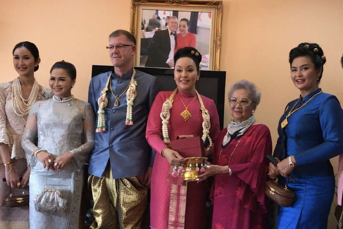 สังคมยุคนี้เปิดกว้าง หนุ่มเดนมาร์กวิวาห์กระเทยไทยหลังคบหากัน3ปี