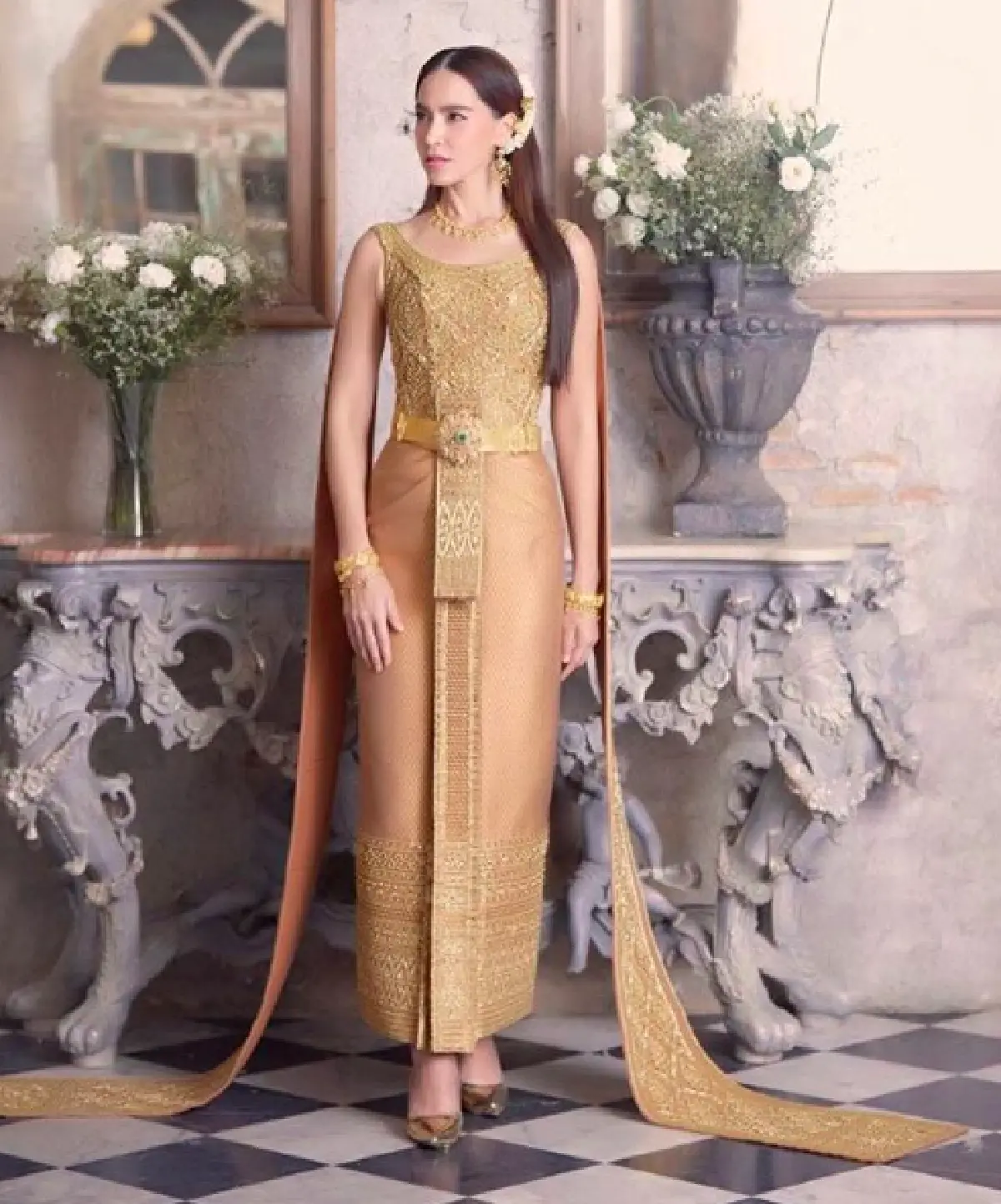 สวยไม่สร่าง! ส่องภาพ “มาช่า” ในขุดไทยจักรพรรดิ งดงาม เลอค่ามาก